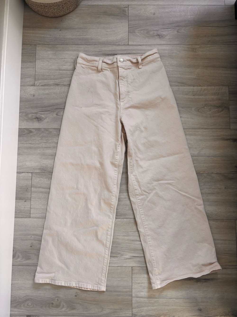 Universal Thread Wide-Leg Jeans in Light Cream